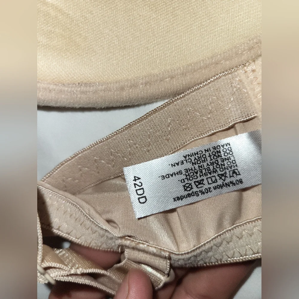 4 Bras * - Picture 3 of 3